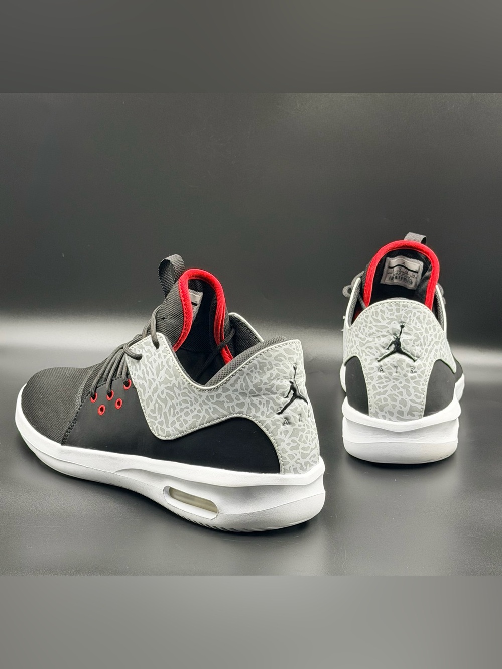 Air Jordan First Class